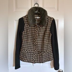Cabi Houndstooth Sweater Jacket w Removable Faux Fur Collar